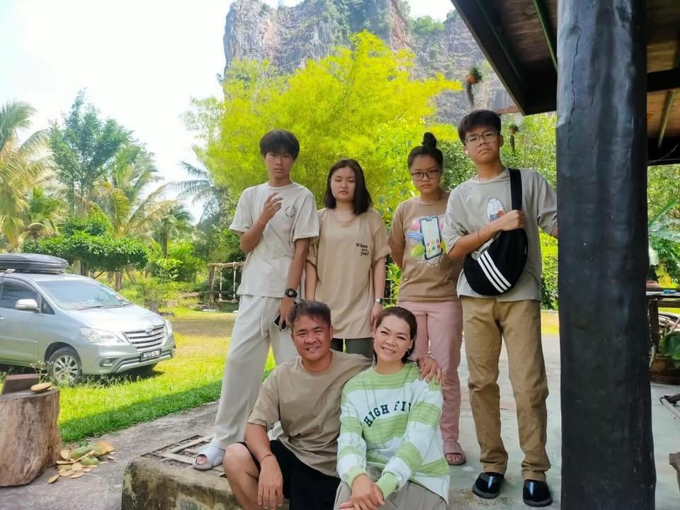 โฮมสเตย์บ้านนายสิงโตเขาคูหา Ban Khu Ha Nai Zewnętrze zdjęcie